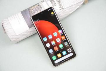 小米13Ultra手机现身欧洲部分零售商网站：售价1299欧元